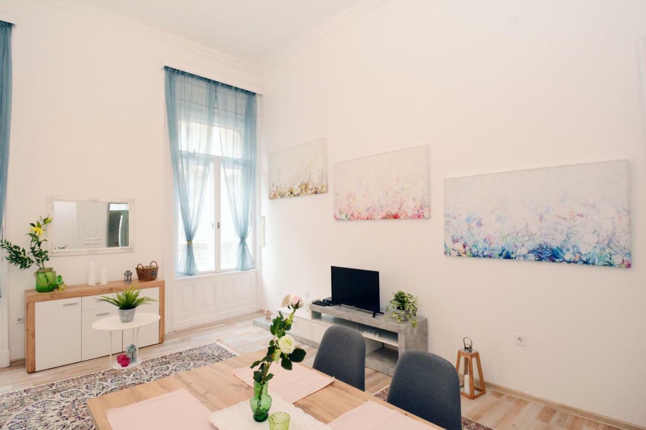 Lillybeth City Center Apartments Budapest Exterior foto