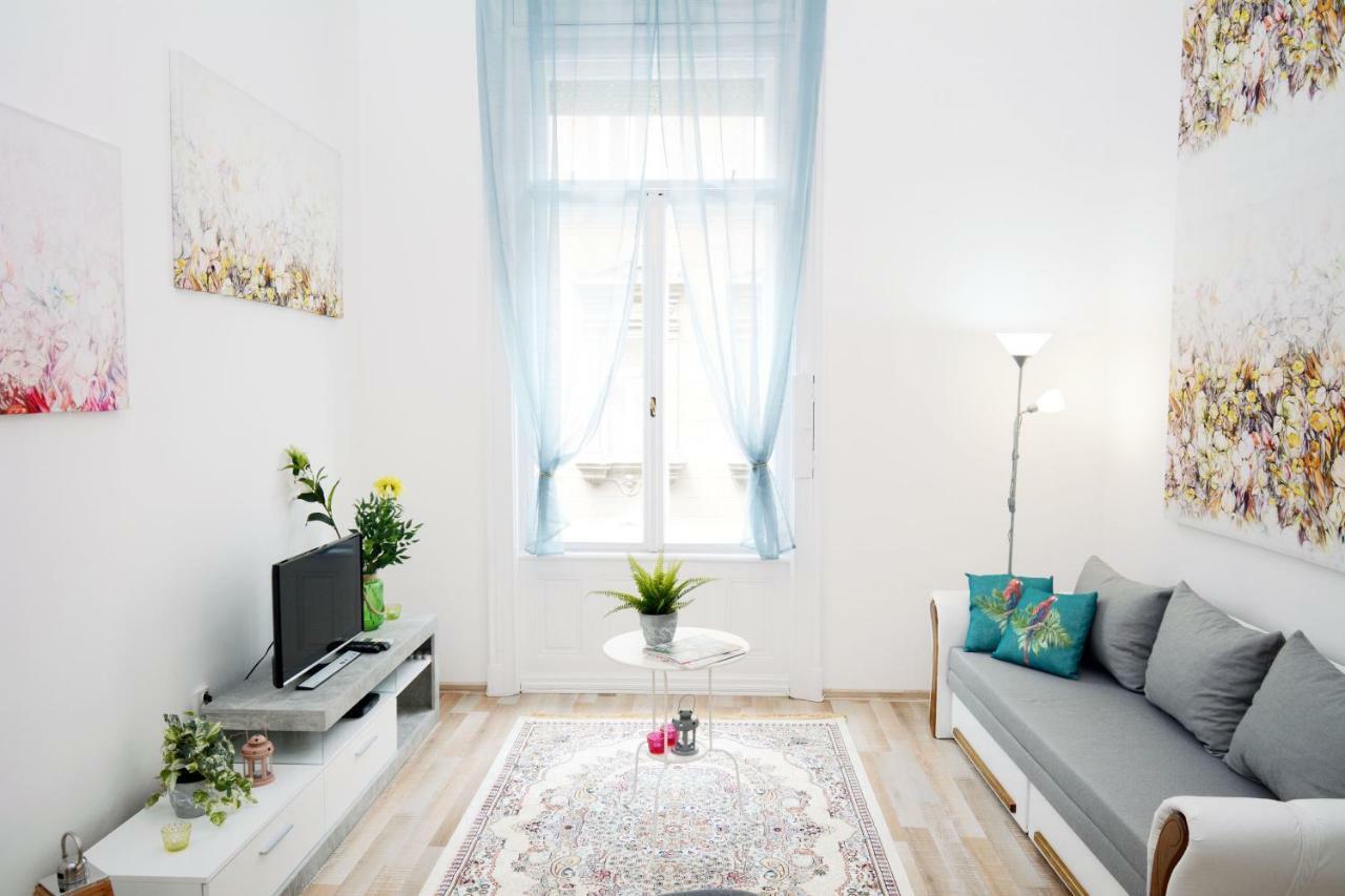 Lillybeth City Center Apartments Budapest Exterior foto